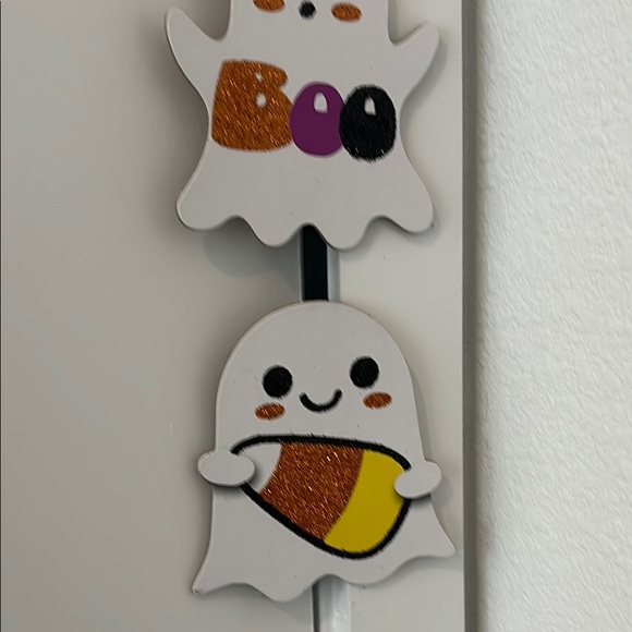 Hand Crafted Halloween Wreaths In Progress Custom Order Ghost Wreath Wall Decor - Picture 1 of 9